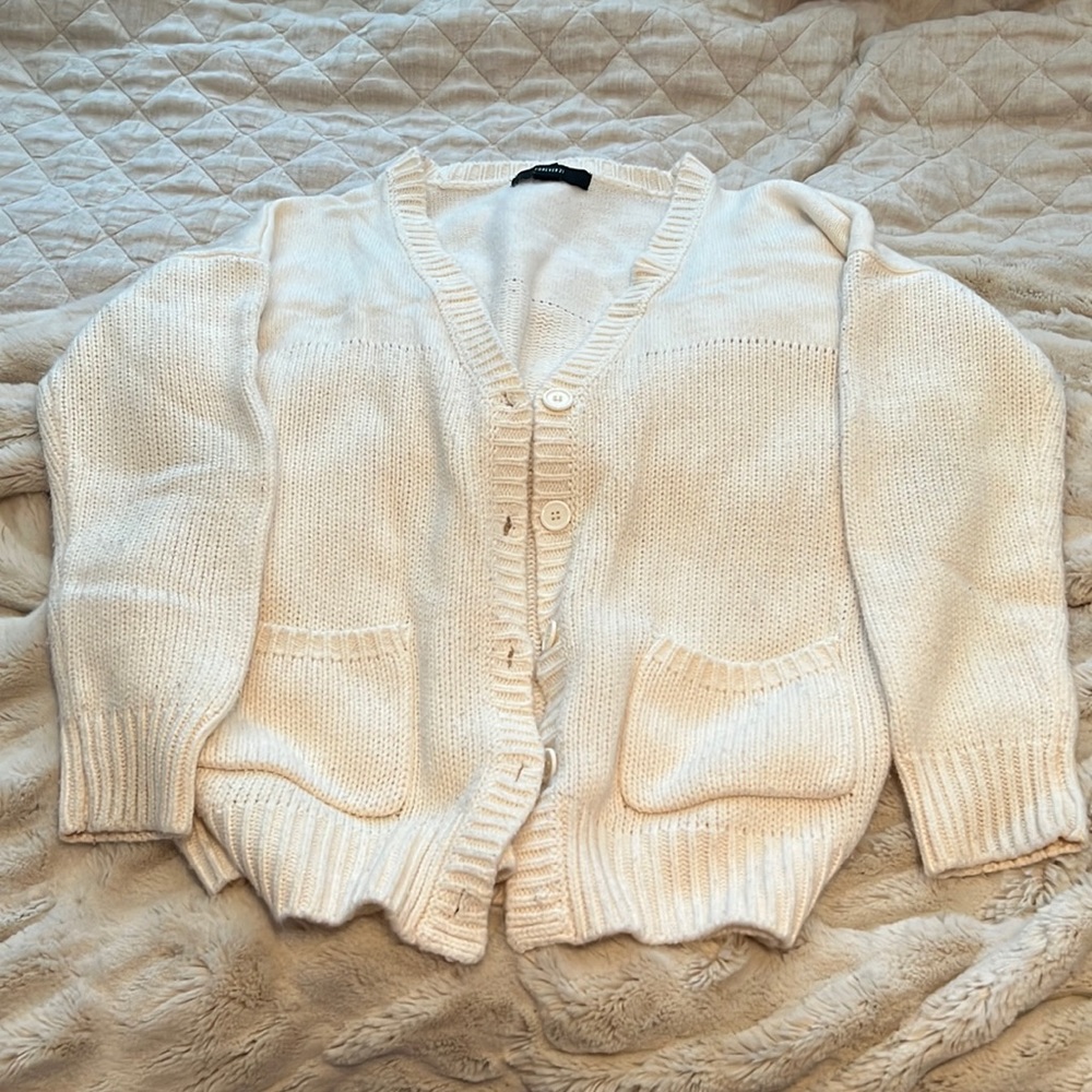 Forever 21 - White cardigan